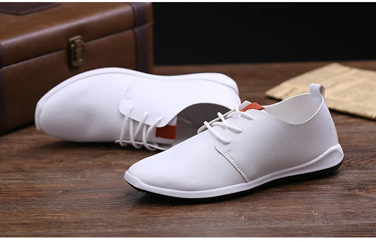 

2018 Spring New Men's Shoes Super Sneakers Wild Black Blue White Casual Shoes Wear-resistant Lightweight Eur 40-45 KF901-908 C1