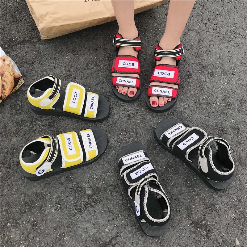

Hot Sale 2019 novel hook-loop sandals women walking footwears Handmade low heels Casual sandalias mujer Black red yellow