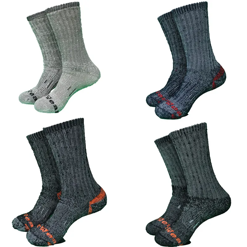 should you wear two pairs of socks when hiking