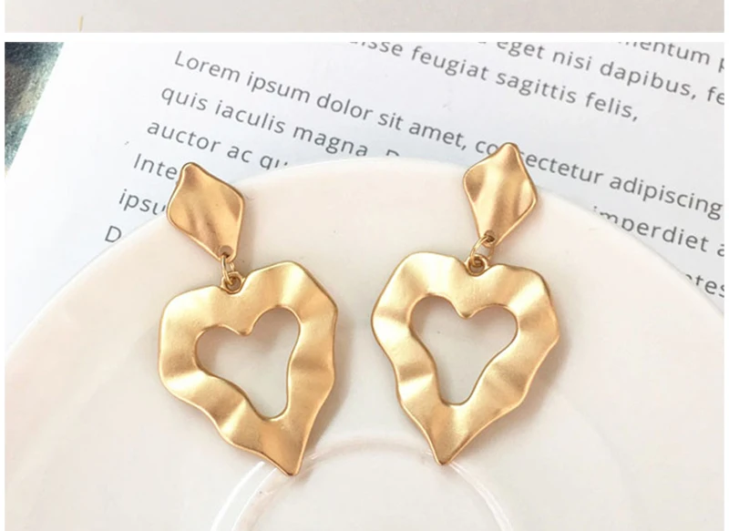 Heart-Earrings_03