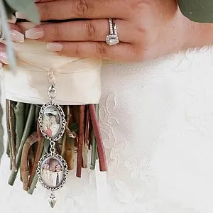 

personalize Wedding Memorial Photo Bouquet charms , Customize anniversary bride keepsake Gifts, photo Flower Bouquet charms