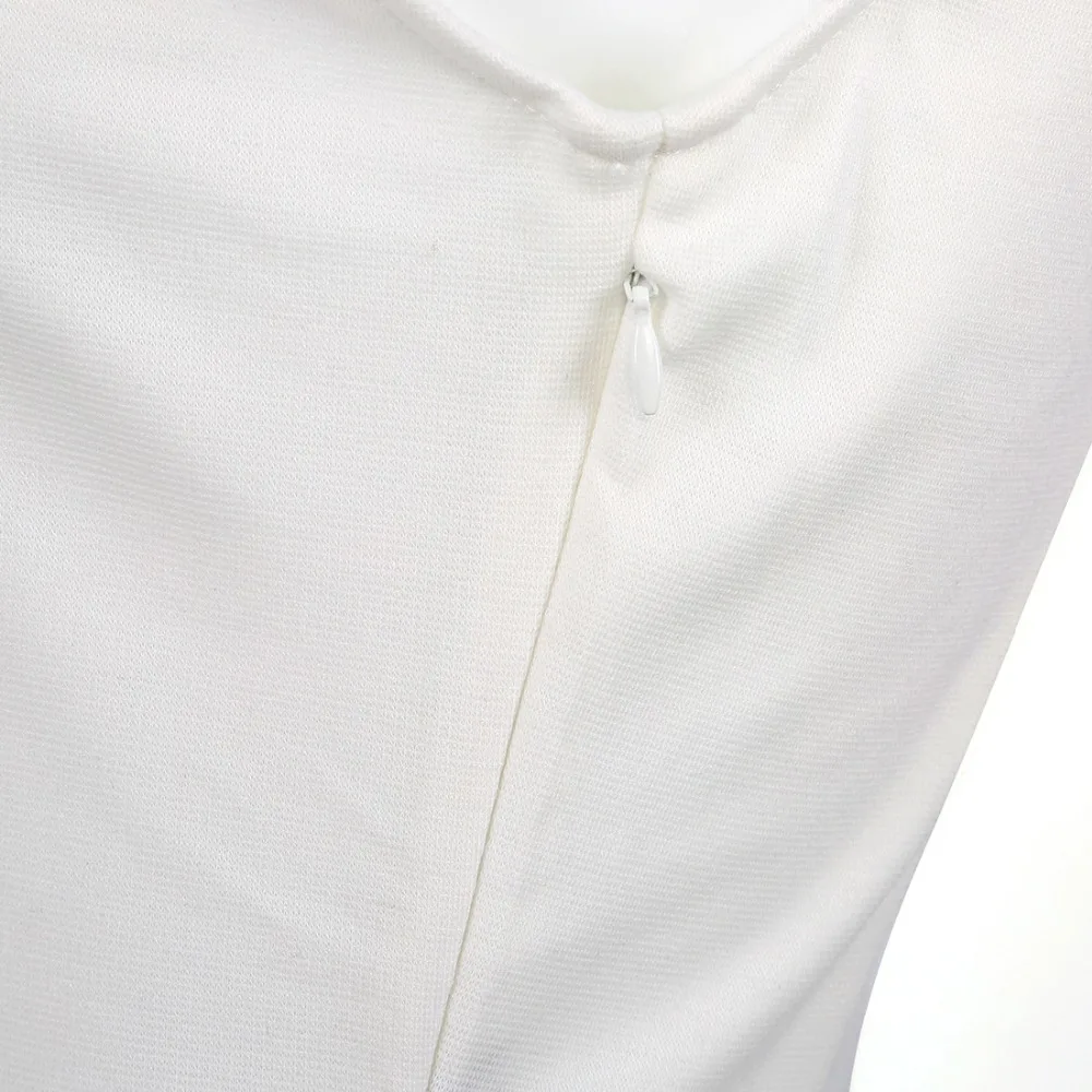 3320075891_322475738