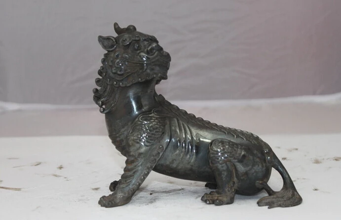 

Chinese Dynasty Pure Bronze avoidance Evil Dog Lion beast Palace statue Copper garden decoration