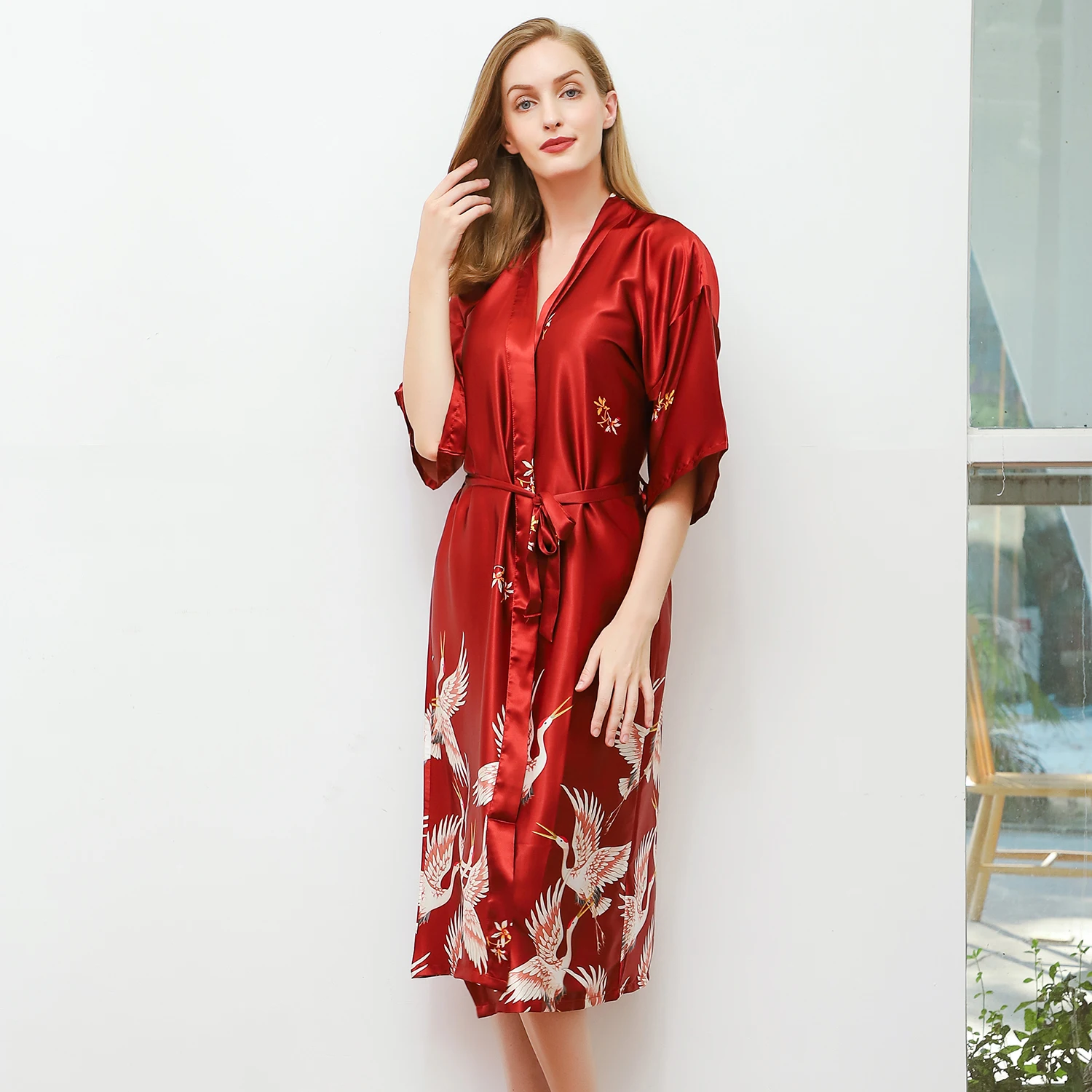 

Sexy Women New Printed Robe Classic Red Animals Sleepwear Home Dress Bridesmaid Bride Wedding Robes Kimono Nightwear Bath Gown