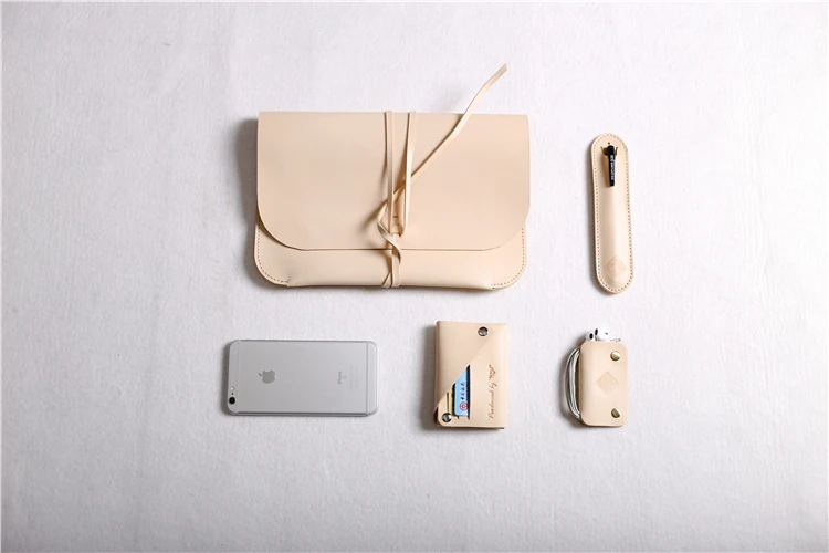 vegetable tanned leather bag