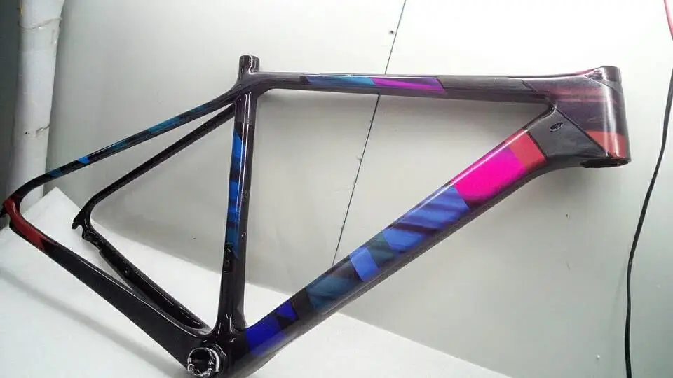 

2018 New model ultra light carbon road frame 46/48/50/52cm BB86 carbon frame road Di2 and mechnical both 2 years warranty