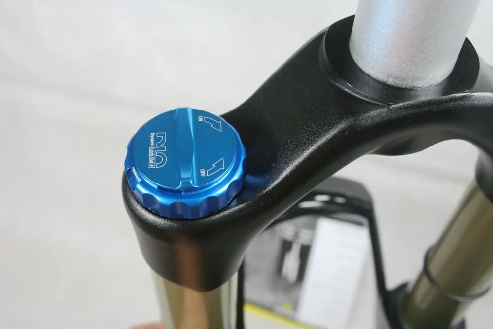 Пневматическая вилка Magura MTB TS6 X100 ручная с динамической блокировкой 1 1/8 дюйма