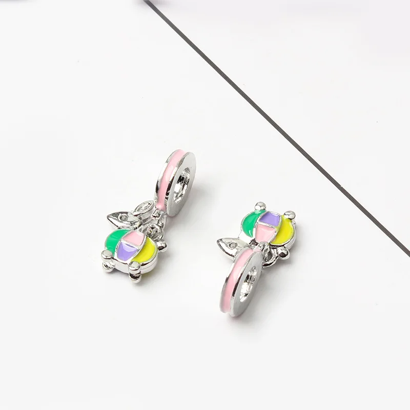 9521842079_2045298408