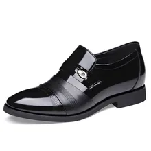 Dropshipping 2019 Luxury Brand Men Flats Fashion High Quality Genuine Leather Shoes Mens Slip On Business Dress Shoes DB0116 Dropshipping 2019 Luxury Brand Men Flats Fashion High Quality Genuine Leather Shoes Mens Slip On Business Dress Shoes DB0116