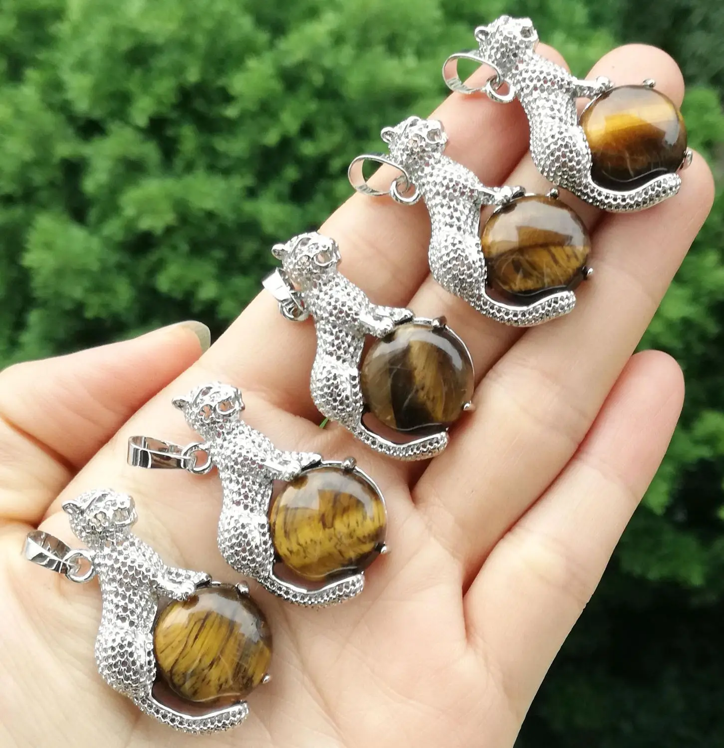 

5pcs Animal Leopard Pendants Tiger eye stone beads Energy Reiki Chakra Amulet