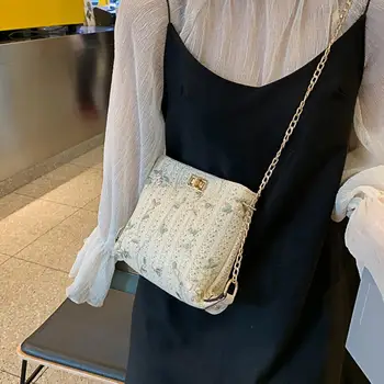 

Flower Embroidery Women Summer Beach Handbag Weave Chain Crossbody Shoulder Straw Bag