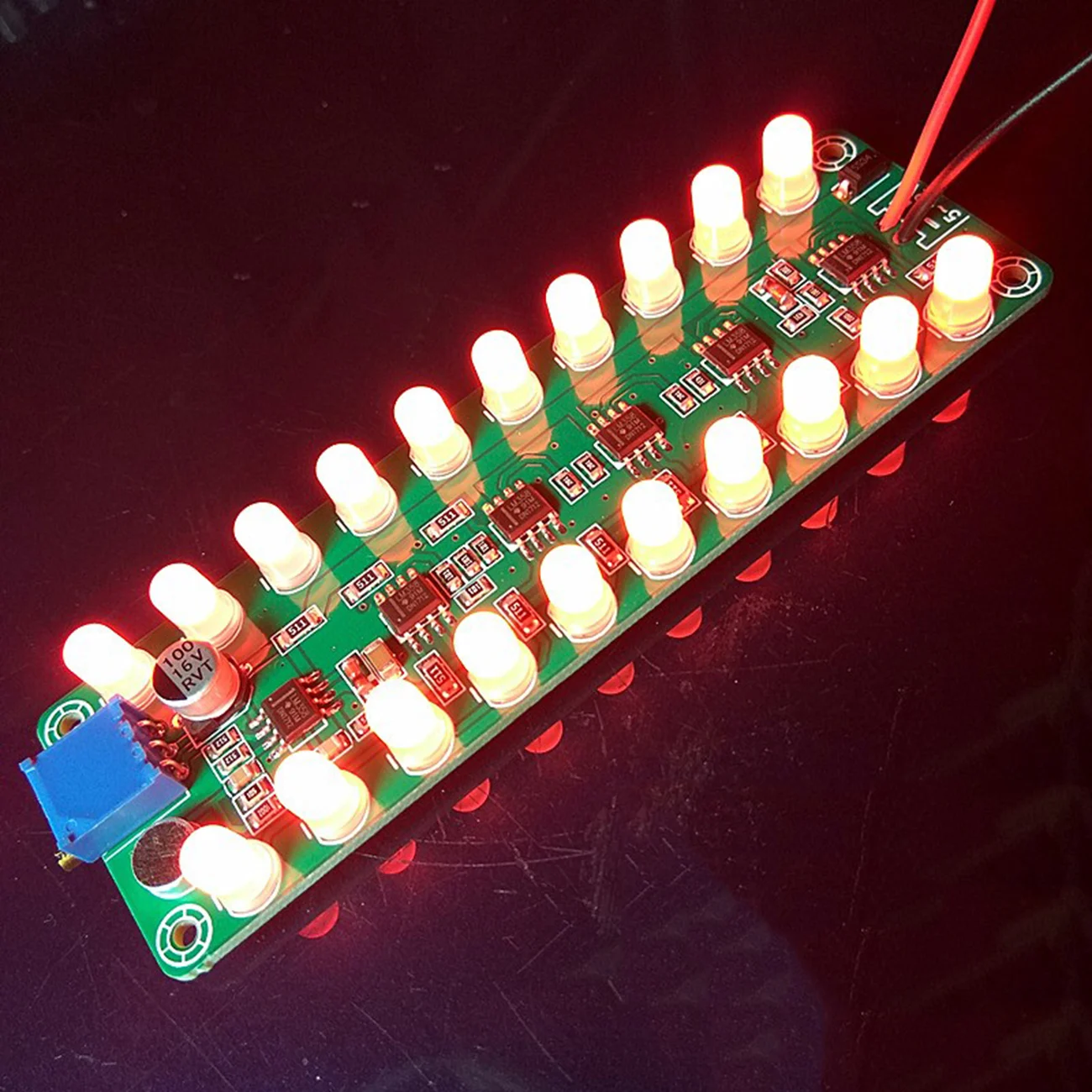 

Mono voice-activated audio level indicator melody LED light audio partner multi-color