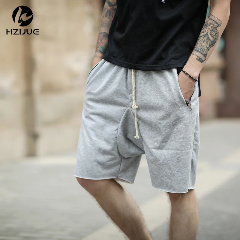 Gray shorts men Shop for Men's Tennis Shorts at Tennis Express! Take advantage of our FREE shipping policy, and take the court in confidence.