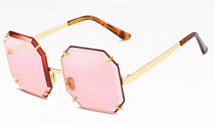 Stylish Square Sunglasses 9