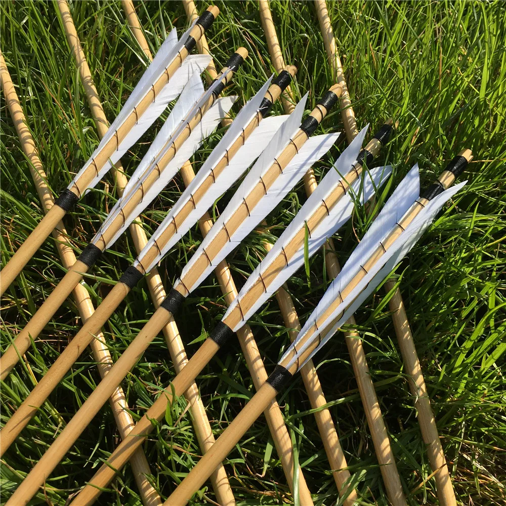 Billig 6 12 24Pcs Weiß Fether Handmade Holz Pfeile 32 Zoll Für Bogenschießen Schießen Im Freien spords