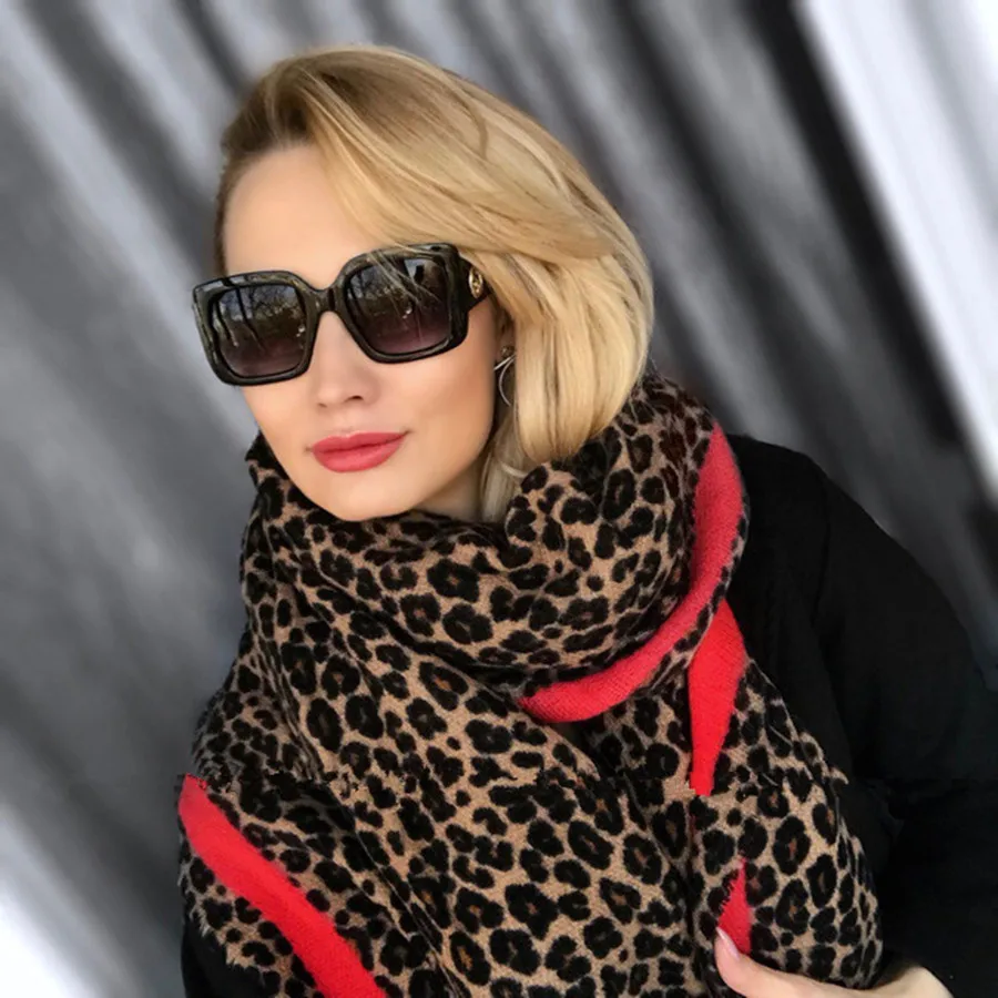 

Lakysilk Luxury Brand Leopard Cashmere Scarf Women Winter Warm Designer Ladies Fashion Pashmina Shawl Foulard Girls Head Scarves
