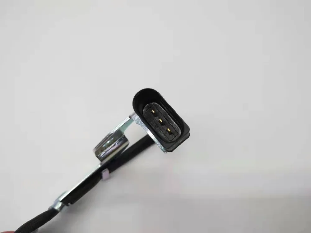 12 месяцев гарантии Датчик положения коленчатого вала SMD 06A905161B для AUDI A3 A4 V W Beetle Bora