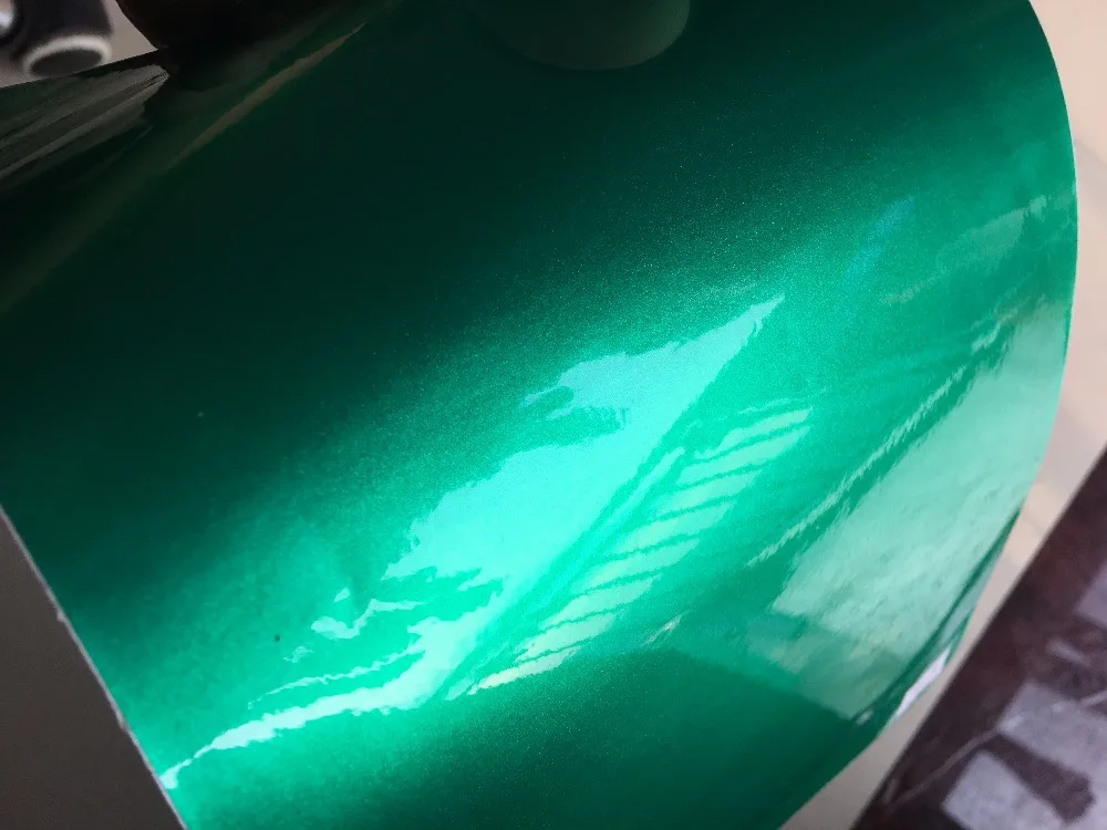Emerald green Gloss metallic car wrapping film with air bubbles free (5)