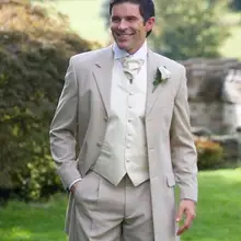 Классический Стиль три кнопки Бежевый жениха Смокинги для женихов Для мужчин свадебные костюмы для выпускного индивидуальный заказ(куртка+ Брюки для девочек+ жилет+ галстук) k: 328