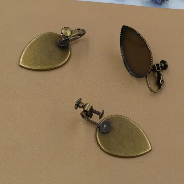 

Inner: 18*25mm Tear Drop French Antique Bronze Color Earring Clips,Screw Ear clip,Vintage earrings accessories