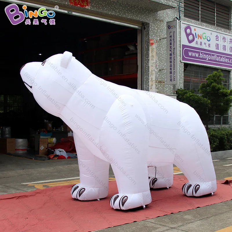 Orso polare gonfiabile 240 cm LED a forma di orsetto di Natale con motore Blow Up Orso polare gonfiabile 240 cm LED a forma di orsetto di Natale con motore Blow Up