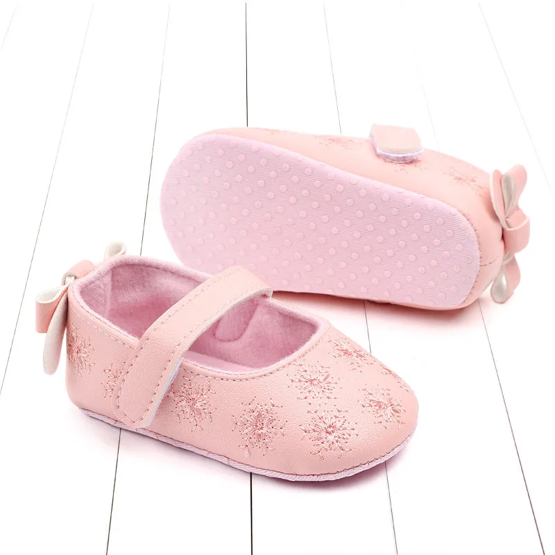 Loozykit для маленьких девочек обувь прекрасная Bowknot вышитые кожи; 4 цвета; нескользящие носки-сникерсы на мягкой подошве для детей ясельного возраста; для детей 0-12 месяцев