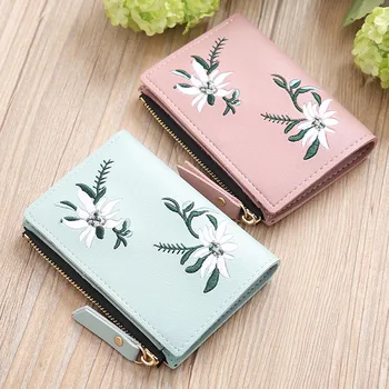 

Embroidery Short Wallet PU Leather Wallets Female Floral Hasp Coin Purse Zipper Bag Card Holders Mini Wallet Women carteira 2019