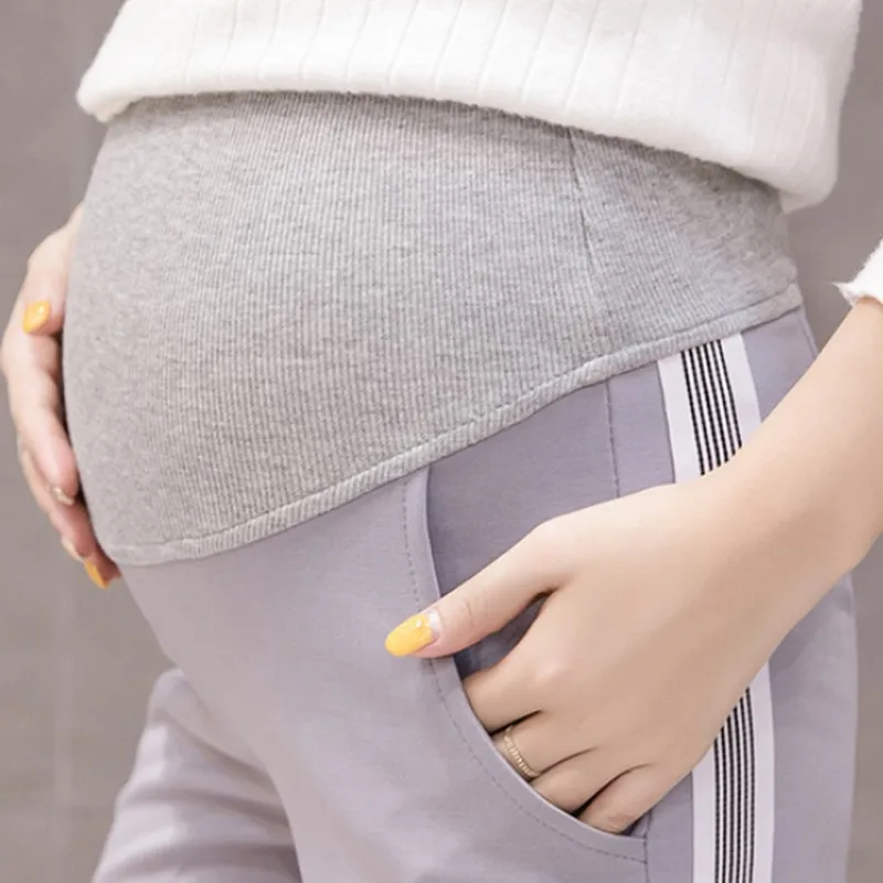 Большие размеры повседневные брюки для беременных корейские Демисезонные брюки длиной до икры полосатые широкие брюки с боковыми штанинами женская одежда