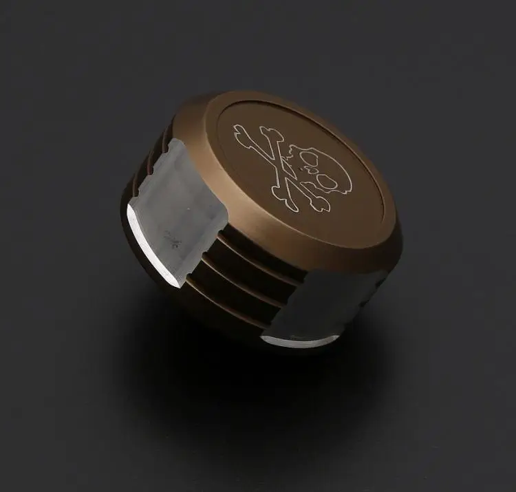 

CNC Alloy One-Way Cock Fuel Tank Cover for 1/5 Scale LOSI 5IVE-T