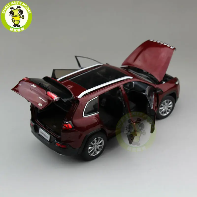 1/18 Jeep Cherokee литья под давлением металла автомобилей внедорожник Модель Коллекция подарков красного цвета