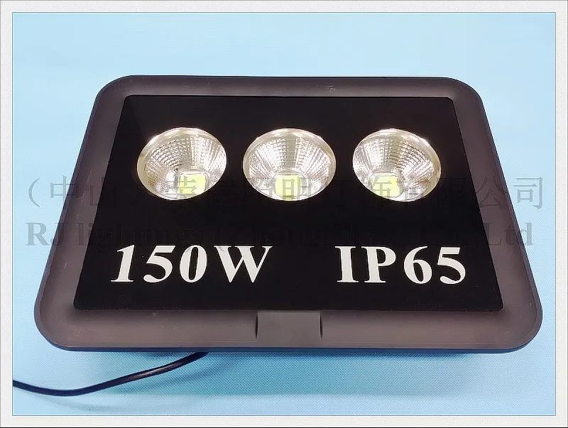 led flood light with cup 150w (2)