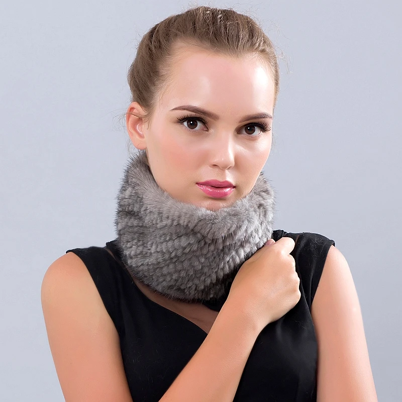 

Women's Winter Scarves New Luxury Russian Fur Scarf Female 2018 Brand New Fashion Knitted Genuine Fur Ring Real Mink Fur Scarf