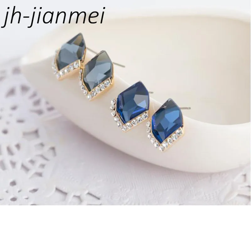 

Women's Earrings Temperament Personality Students Simple Earrings Wild Creative Hipster Breath Allergy Earrings