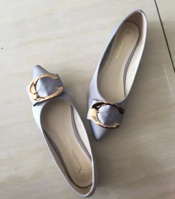 

Europe 2019 spring and autumn new satin pointed flat shoes shallow mouth side deduction casual work shoes wild tide shoes