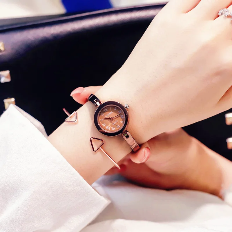 

Ultimate Slim Beautiful Women Quartz Casual Watches Roma Retro Delicate Ladies Dress Wristwatches Exquisite Female Watch Clock