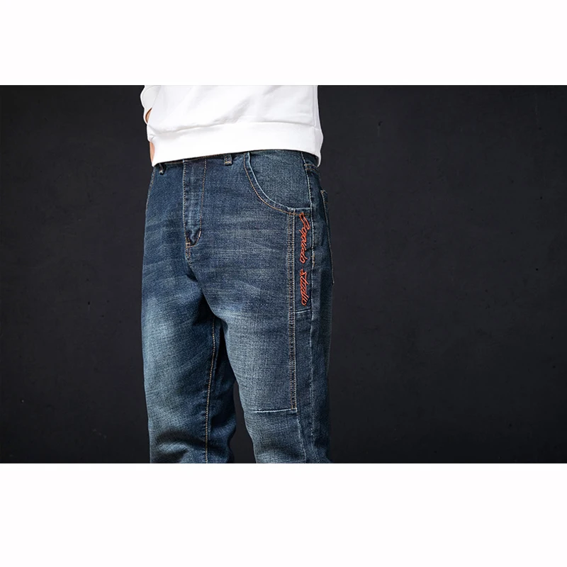 LEOCLOTHO Japanese Embroidery Jeans Men Slim Fit Pencil Pants Fashion Casual Streetwear Pants Men Trousers