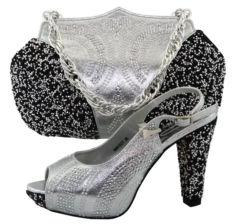 MM1027 Silver+black