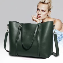 Leather shoulder big bag female 2019 new large capacity tote bag portable Messenger ladies leather bag ms new leather european and american wind bucket bag leather hand shoulder bag messenger large capacity female bag