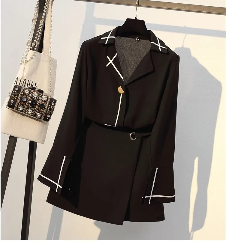 

2018 new arrival girls casual nice clothing sets two pcs tops and skirt school girls fashion big size 4XL black white sets #A83