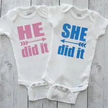 Изготовленные на заказ Близнецы он сделал это, она сделали это новорожденных боди для малыша цельный комбинезон, возвращающийся домой Малыша Рубашка вечерние сувениры