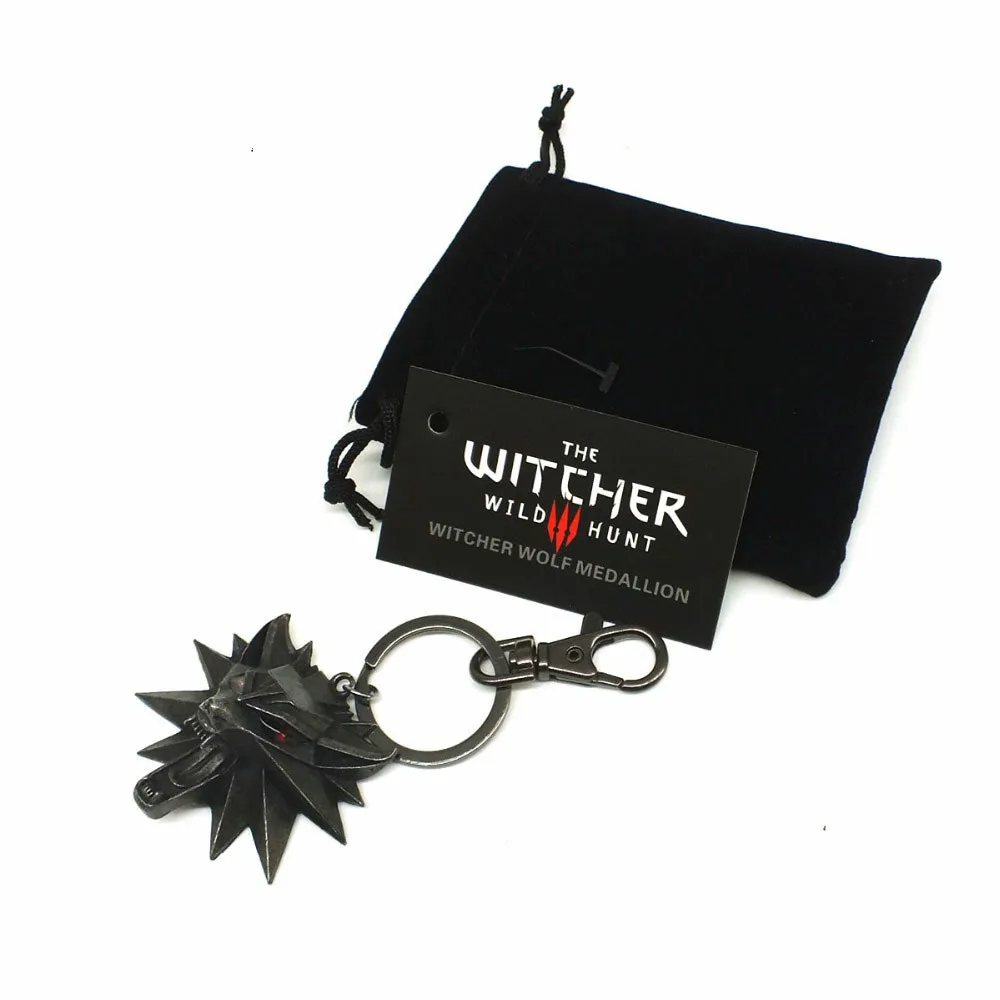 

The Witcher 3 Wild Hunt Medallion keychian video game Keychain Key Ring The Wild Hunt 3 Figure Game Wolf Head Alloy Key Chains