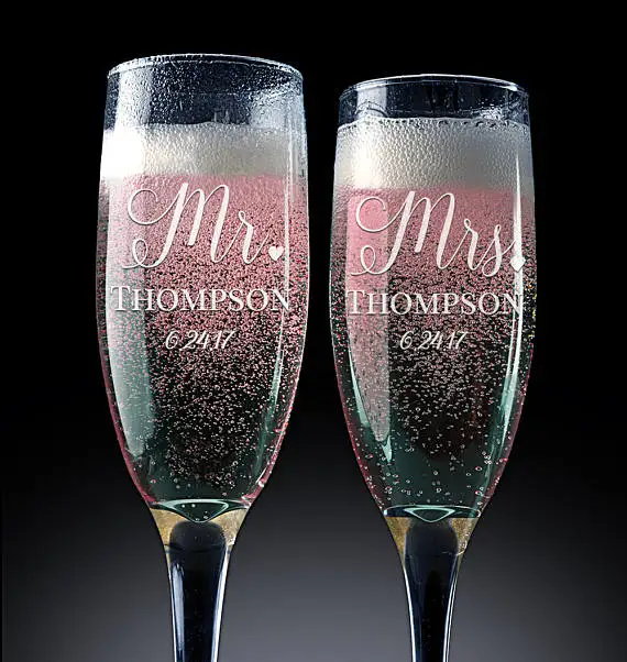 2pcs/set Personalized Mr. Mrs. Wedding Champagne Flutes Custom Surname