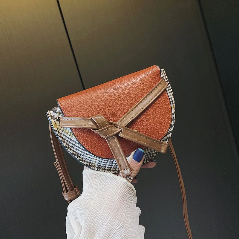 

Saddle bag Korean fashion small bag female 2019 new wild trend simple shoulder bag Messenger bag
