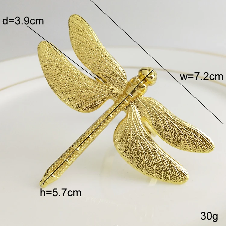 Кольцо для салфеток из металлического сплава с золотым покрытием и стрекозой
