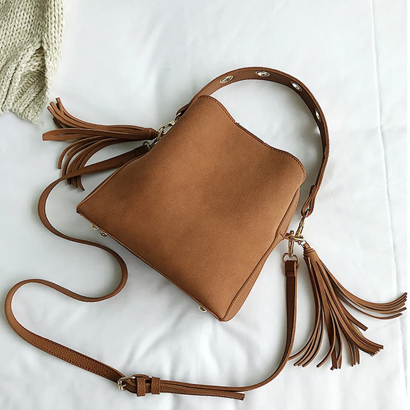 2019 moda Scrub mujeres cubo bolsa Vintage borla mensajero bolsa de hombro Retro de alta calidad Simple bolso bandolera 2019 moda Scrub mujeres cubo bolsa Vintage borla mensajero bolsa de hombro Retro de alta calidad Simple bolso bandolera