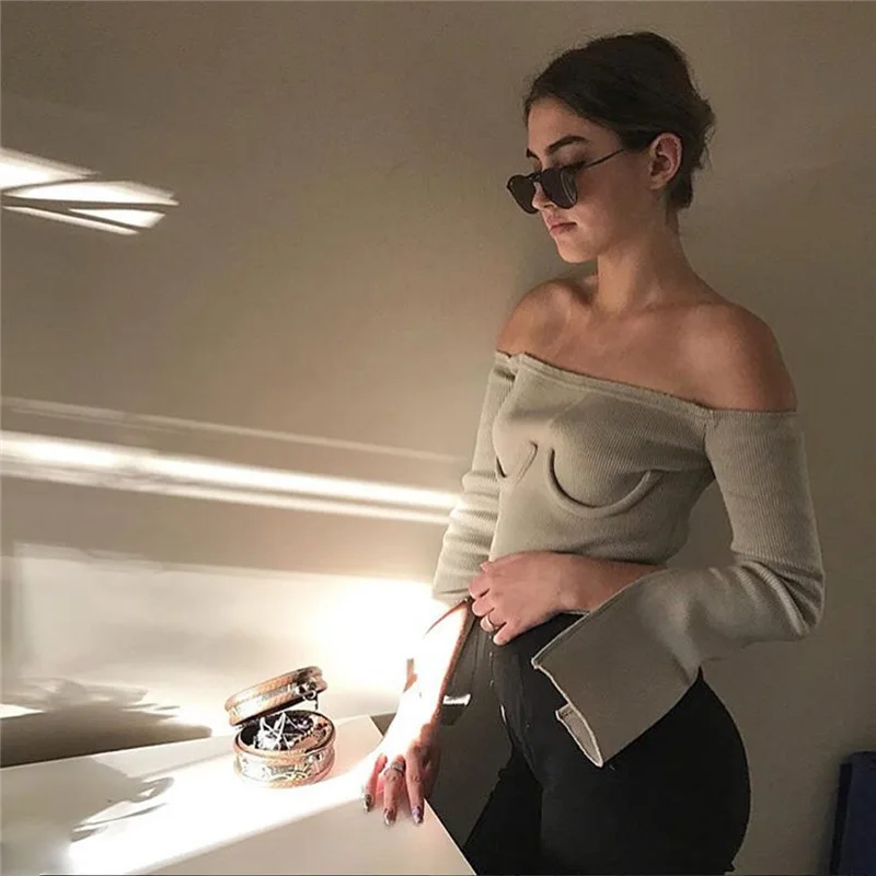 Ребристый топ с вырезом на плече рукавами крылышками лето и осень|crop top tee|top teescrop