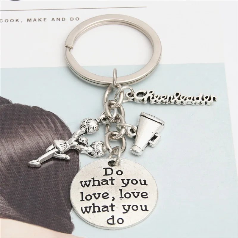 1 قطعة المشجع المفاتيح يهتف فريق سحر كيرينغ المراهقين هدية سلاسل المفاتيح و اسهم دروبشيبينغ يهتف مجوهرات E2034 1 قطعة المشجع المفاتيح يهتف فريق سحر كيرينغ المراهقين هدية سلاسل المفاتيح و اسهم دروبشيبينغ يهتف مجوهرات E2034