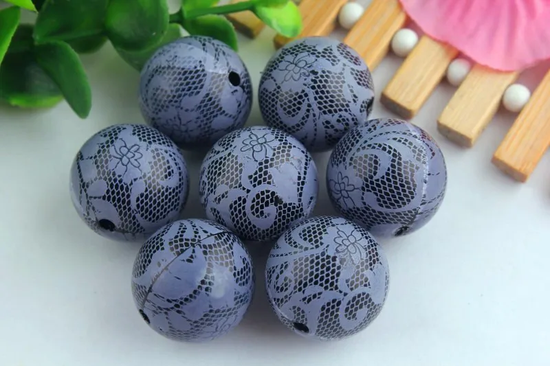 

Wholesale 20mm 100pcs/lot Large acrylic black color white lace Imitation pearl print bubblegum beads for necklaces making!!