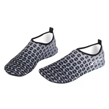 2017 New Barefoot Men Women Couple Wet Water Shoes Boots Socks Wetsuit Beach Pool Surfing The Vamp Lycra Fabric Shoes
