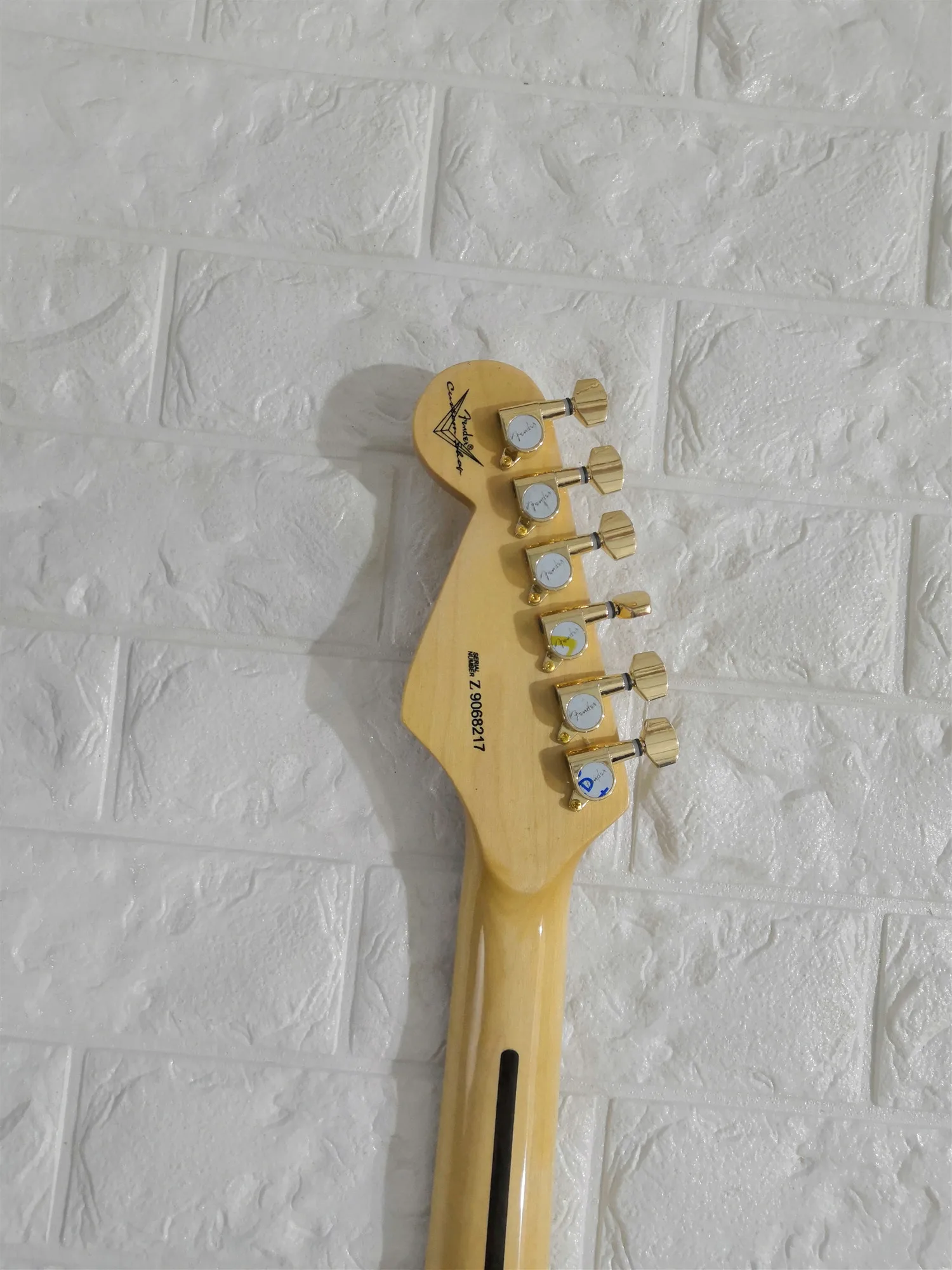 Factory Custom Lila Str Gitarre Tiger Streifen Goldene Hardwares Sss Pickups Schwarz Schlagbrett Angepasst S 17 Guitar Aliexpress